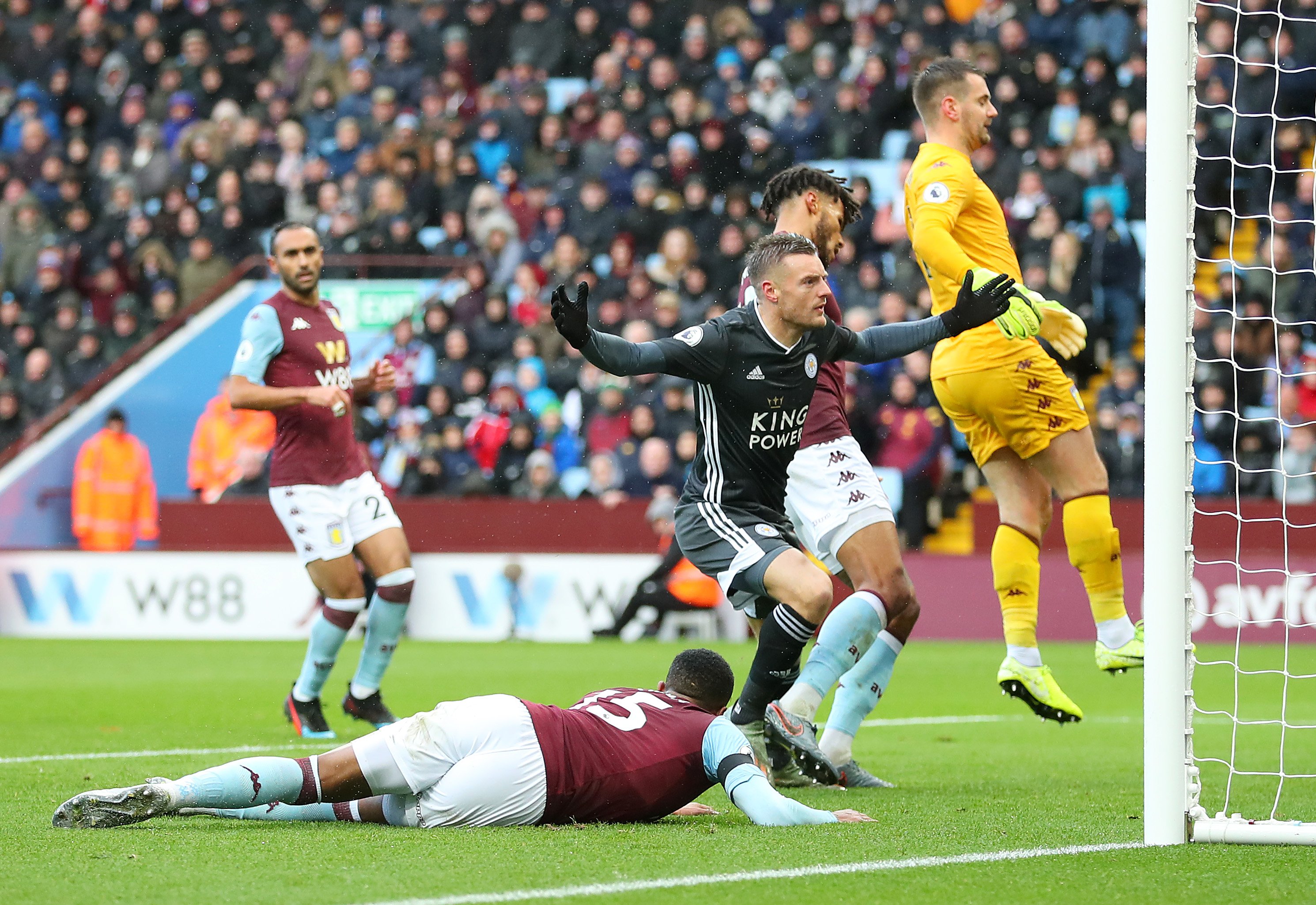 纷纷表示该 纷纷表示该